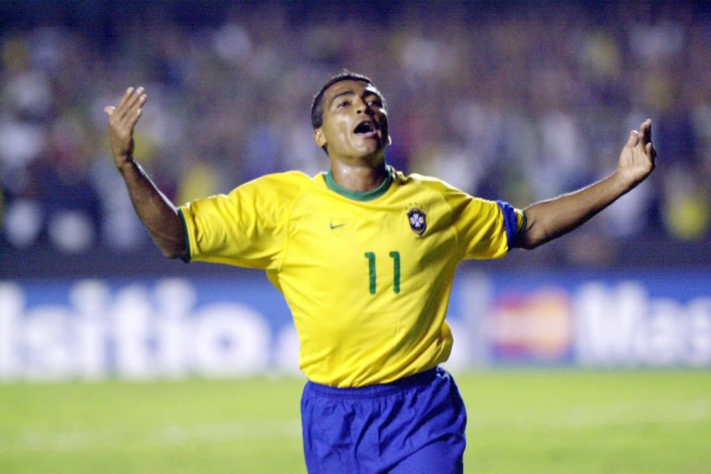 Melhores atacantes da história: veja a lista internacional completa 2 Romário com a camisa da seleção brasileira - Foto: Divulgação