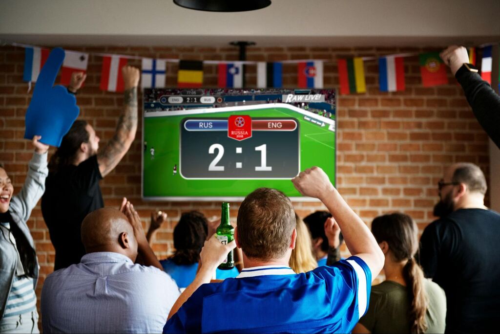 O que é Handicap Europeu? Dicas e tudo sobre o mercado de apostas 3 apostadores que apostaram no handicap europeu comemoram a vitória de um time